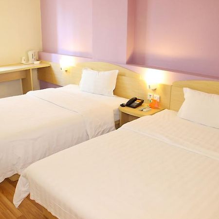 7Days Inn Lhasa Jokhang Branch Εξωτερικό φωτογραφία